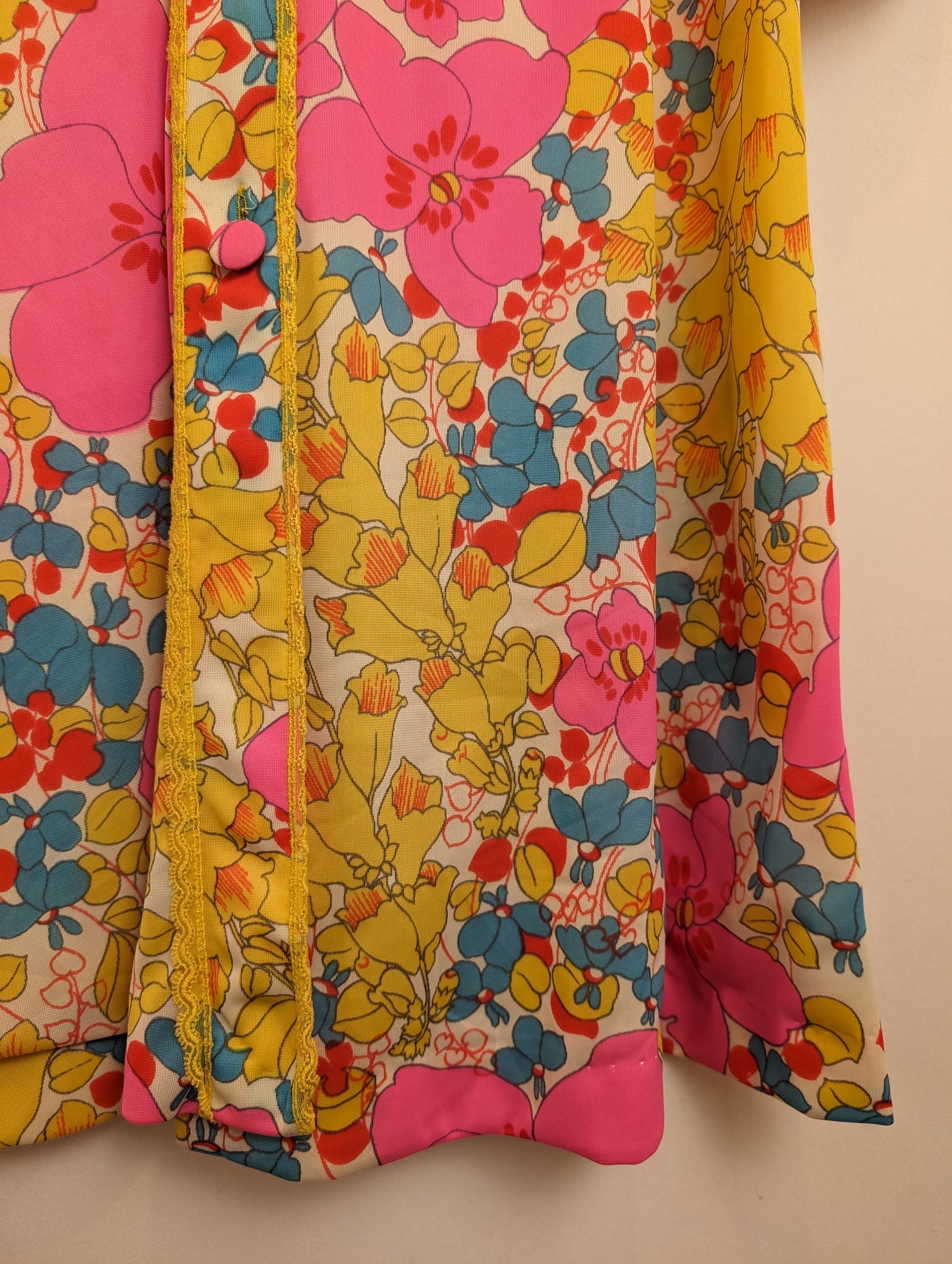 Italian vintage house jacket hot bright pink floral size 8 10 12